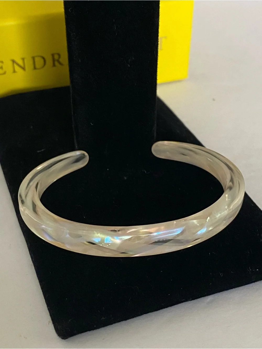 RARE Kendra Scott Iridescent White Faceted Acrylic Open Cuff Bangle Bracelet NEW